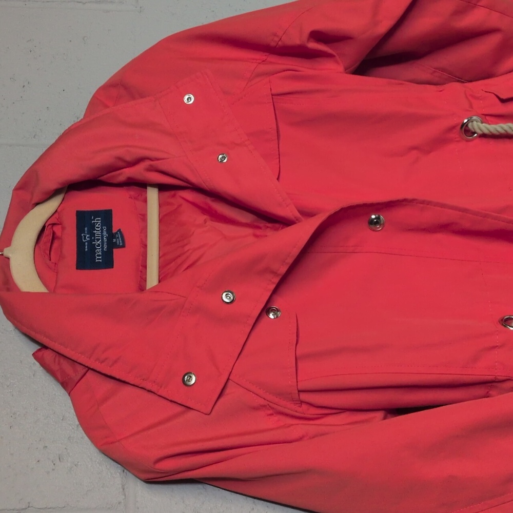 Mackintosh New England Red Hooded Rain Coat Size Medium, Coastal, Nautical - Picture 3 of 6